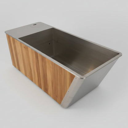 Wood/Stainless Steel Plunge Pool With Integrated Chiller/Heater